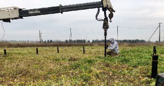 Установка винтовых свай Волхов цена от 3165 руб.